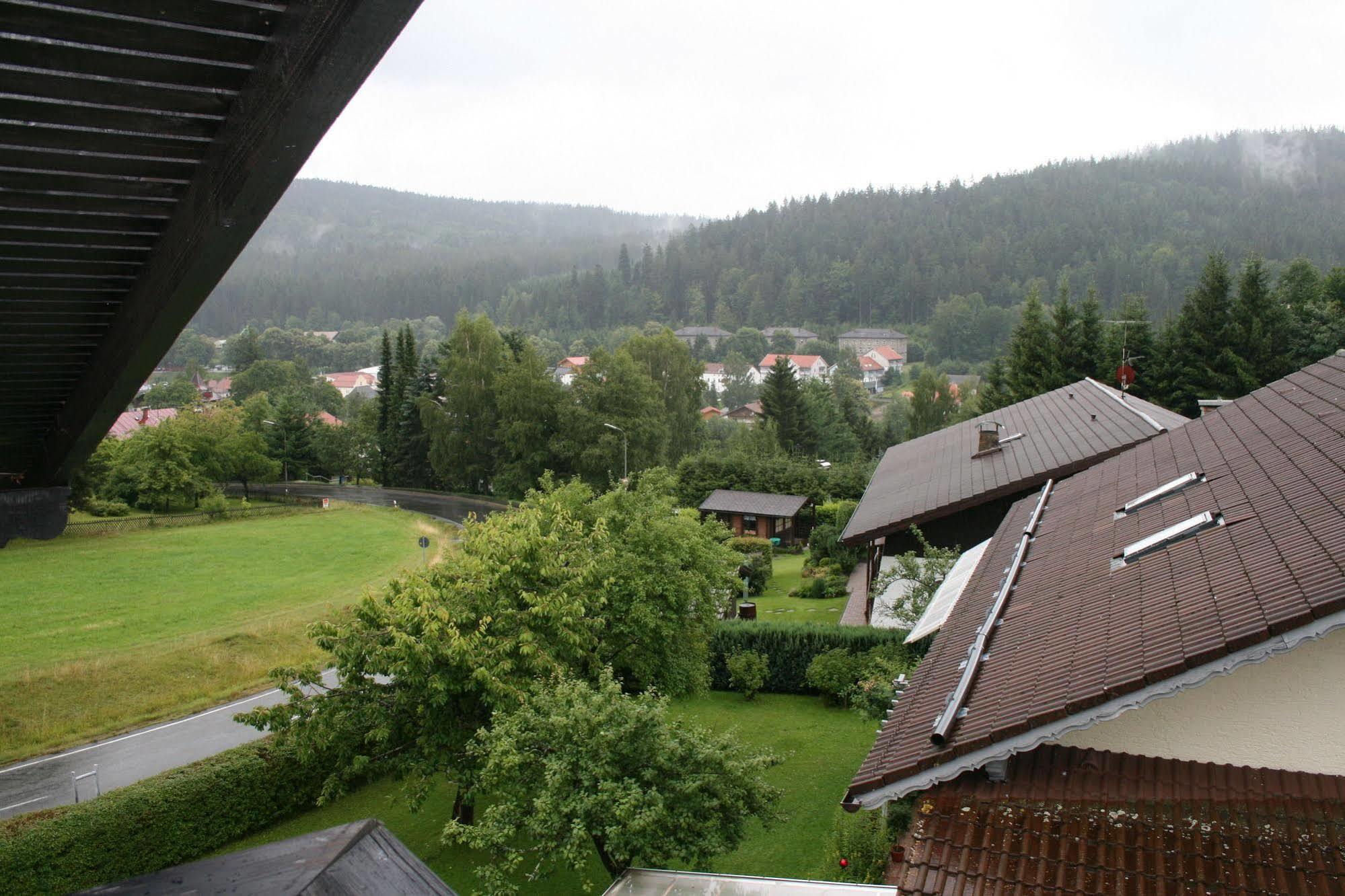 Gaestehaus Am Berg Bayerisch Eisenstein Exterior foto